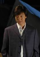 角色介绍:角色名:赵学诗演员名:郑曦简介:性格非常复杂,在内心深处他