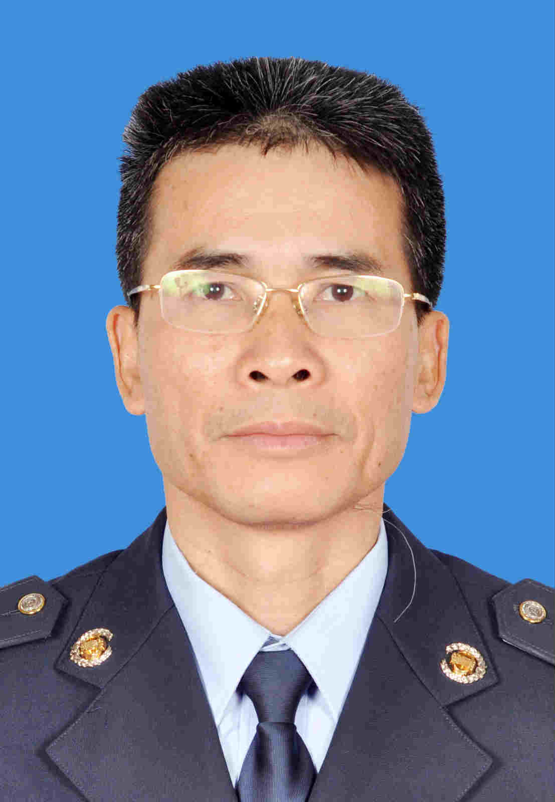 现任国家税务总局博罗县税务局党委委员,副局长.1