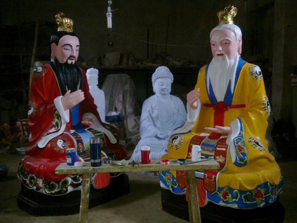 又谓其教在元始天尊传法后衍而为真元,太华,关令,正一四派,至十传乃由