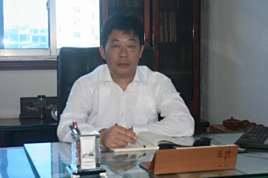 八滩中学校长王仁荣同志
