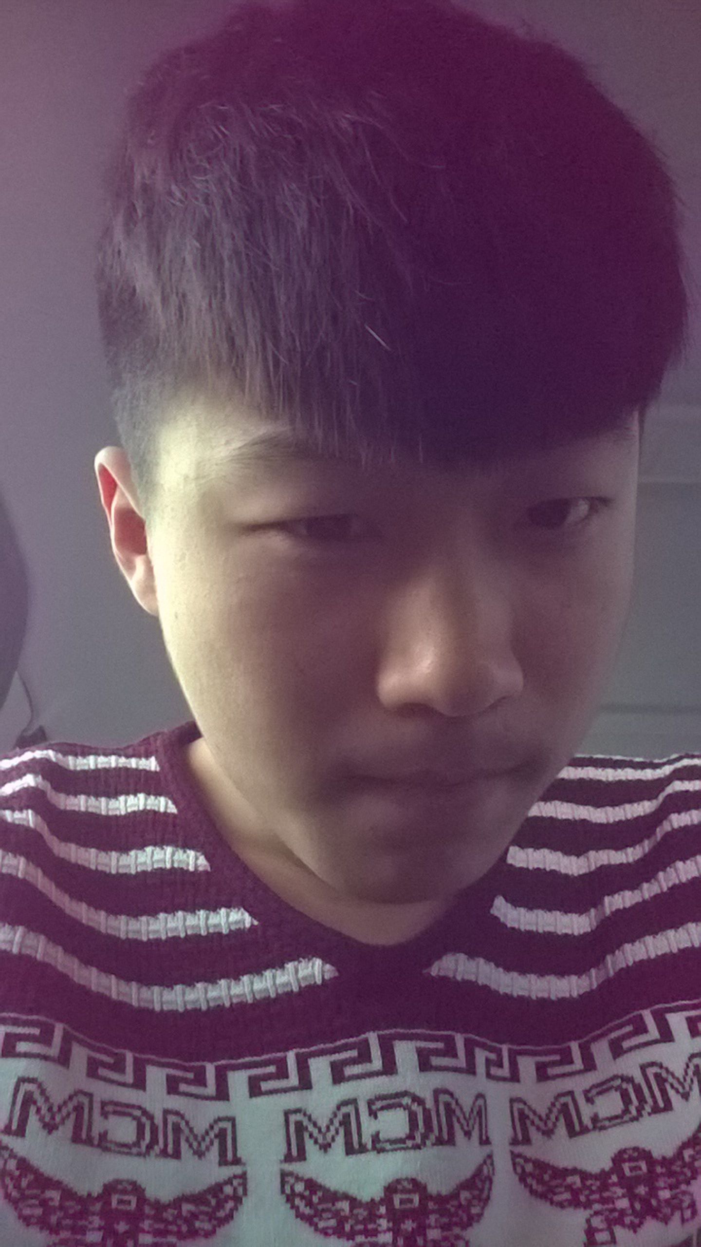 小眼睛男求设计头型