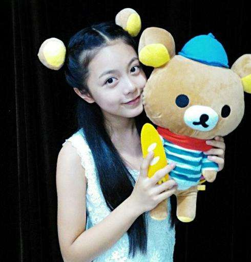 巴啦啦小魔仙之魔箭公主中美琪的扮演者的成长经历以及个人照片?